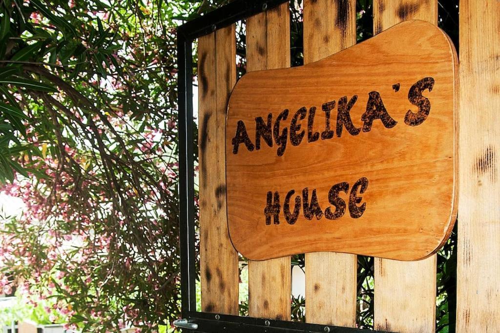 Angelikashouse,big House